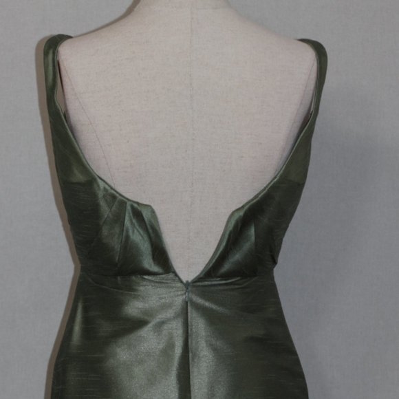 Jim Hjelm Occassions Green Gown - Picture 11 of 12